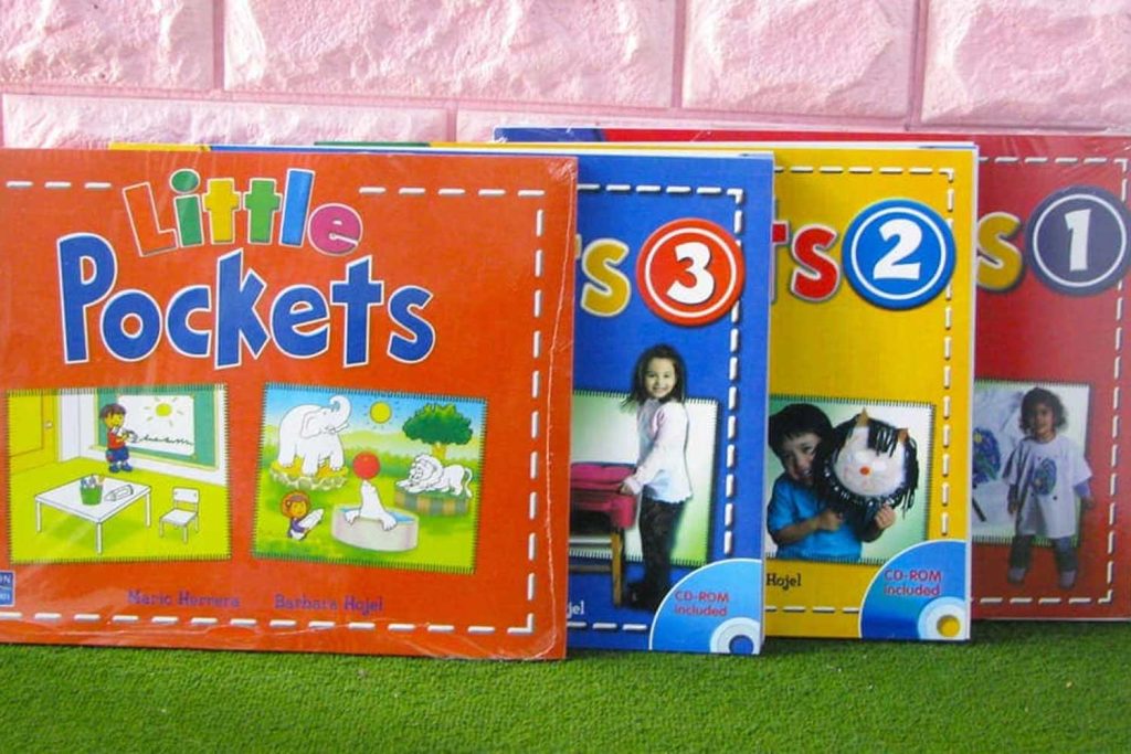 کتاب های pockets برای یادگیری زبان انگلیسی کودکان